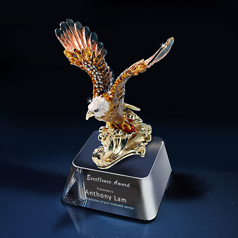 Swift Eagle Award on Crystal Base